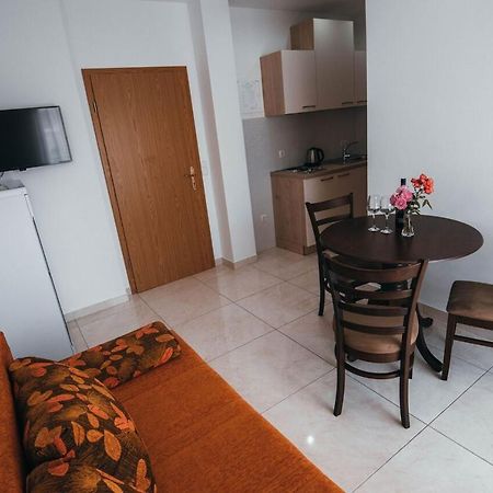 Apartmani Tamaris Водице Экстерьер фото