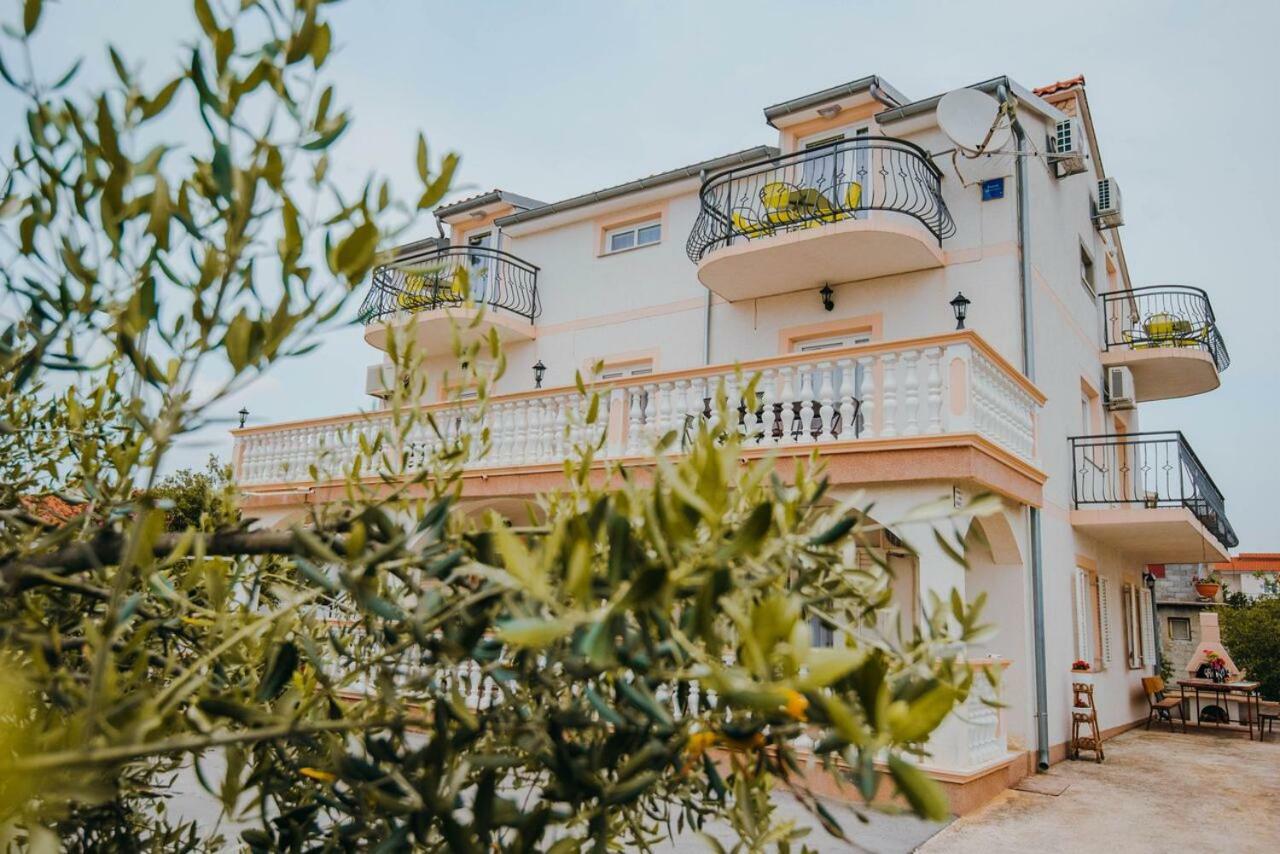 Apartmani Tamaris Водице Экстерьер фото